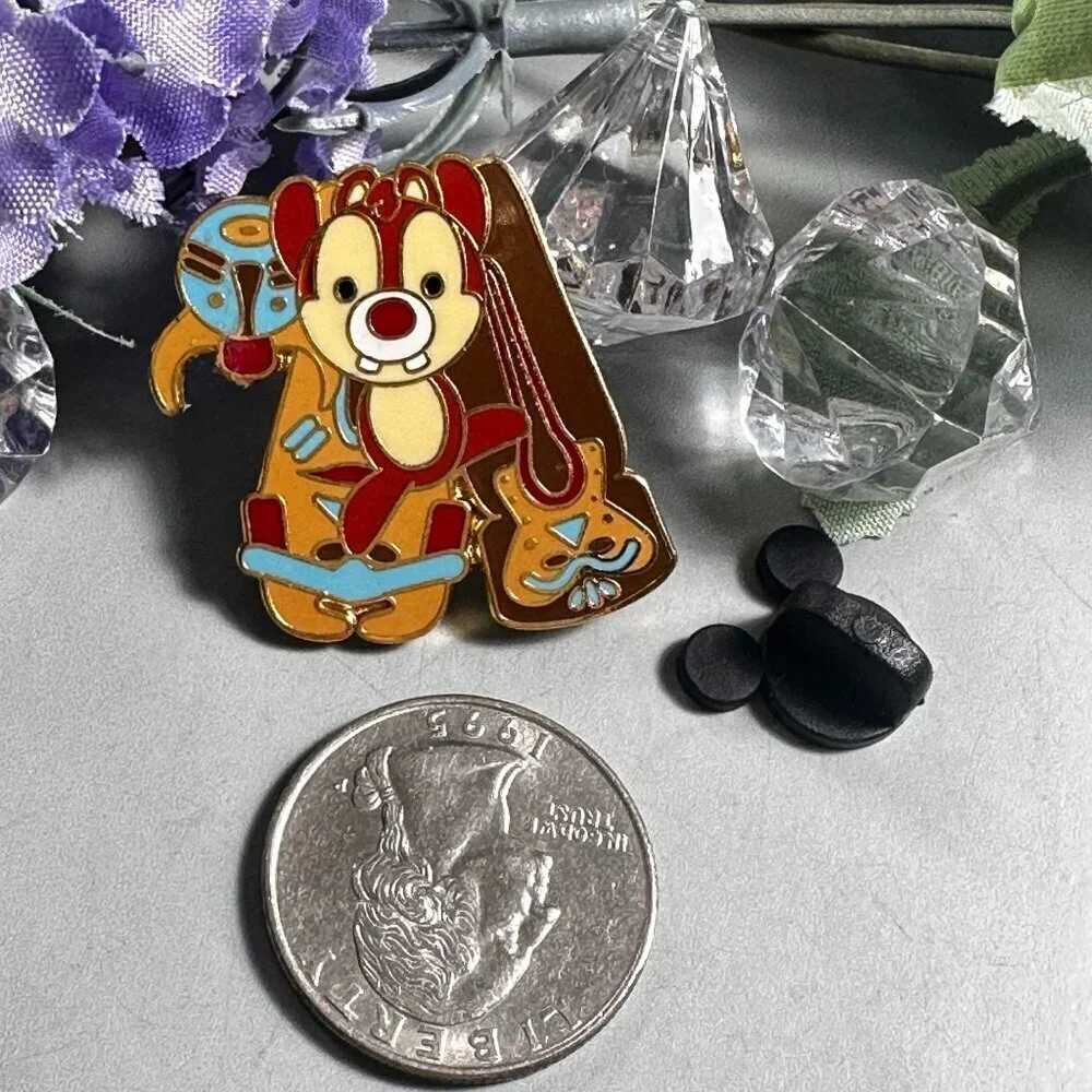 Disney Dale Chipmunk Trading Pin Guitar Tropical Lapel Pin Brooch Badge Jewelry
